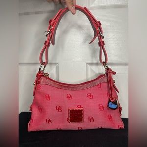 EUC Dooney & Bourke Shoulder Bag